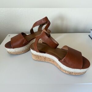Universal Thread Tan Wedge Sandals